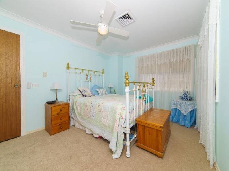 22 Kirkness Avenue, North Gosford NSW 2250