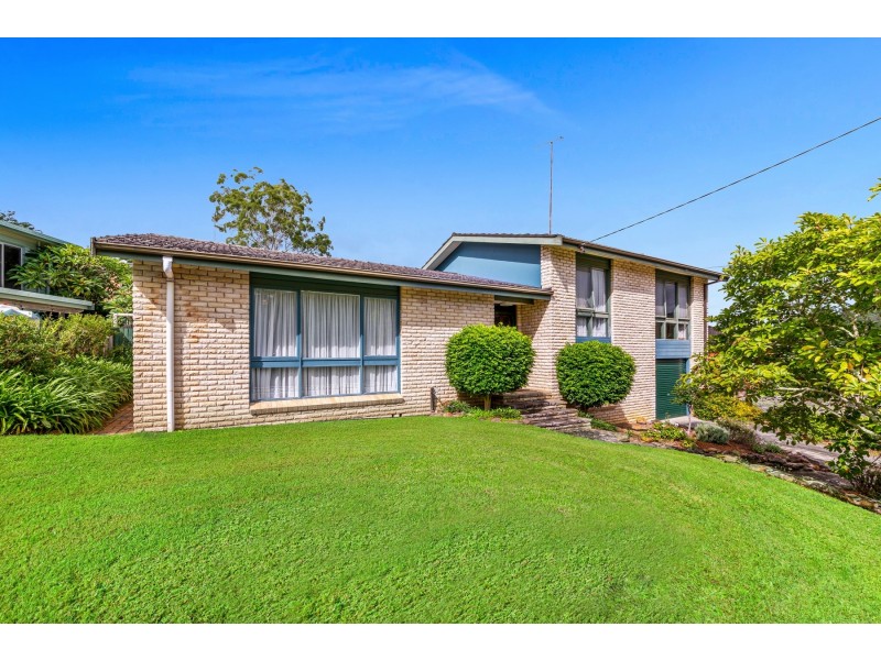 33 Joyce Ave, Wyoming NSW 2250