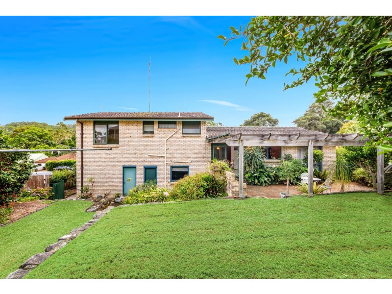 33 Joyce Ave, Wyoming NSW 2250