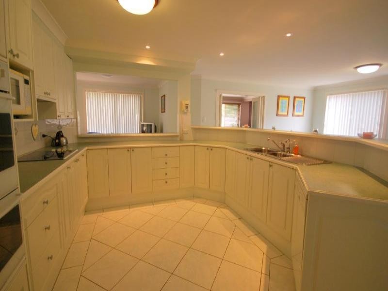 17 The Valley Way, Lisarow NSW 2250