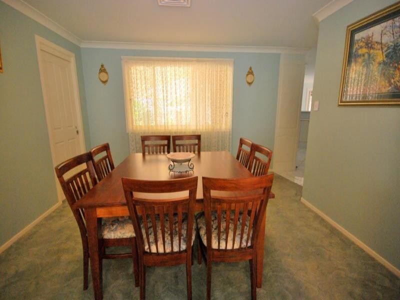 17 The Valley Way, Lisarow NSW 2250