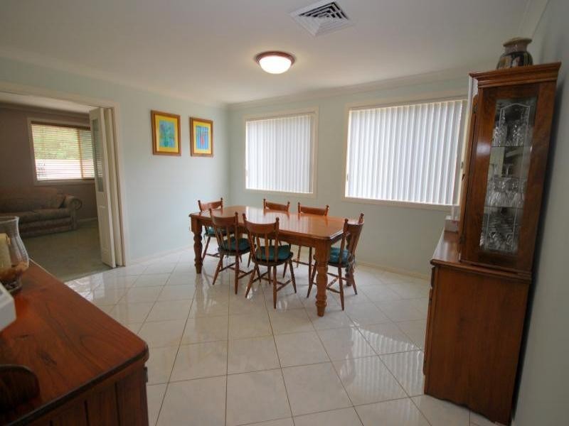 17 The Valley Way, Lisarow NSW 2250