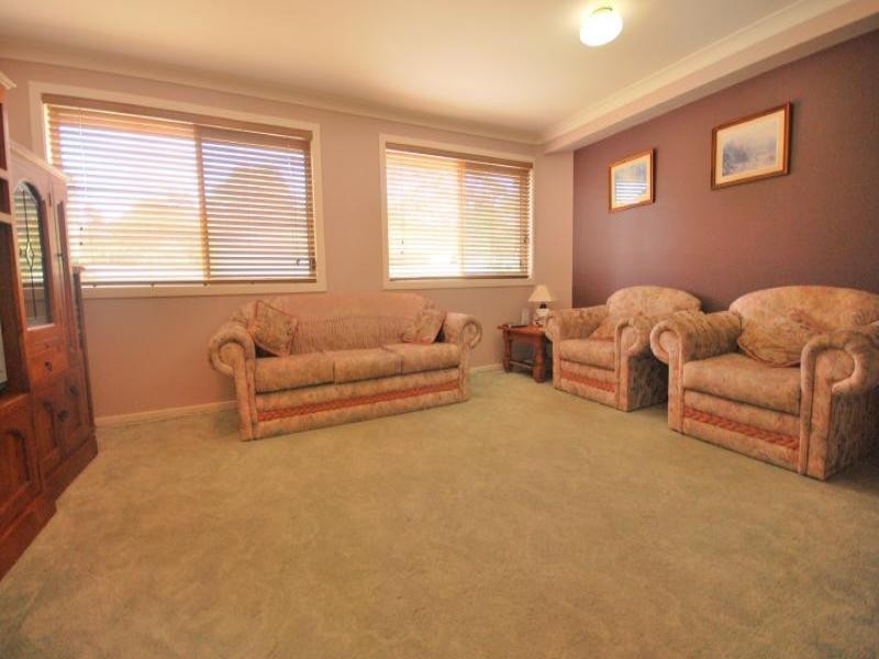 17 The Valley Way, Lisarow NSW 2250