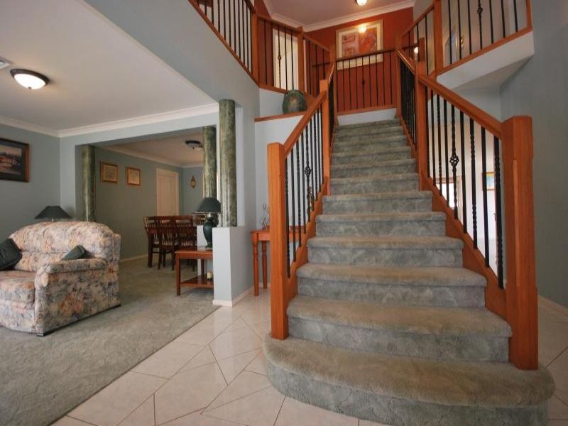 17 The Valley Way, Lisarow NSW 2250