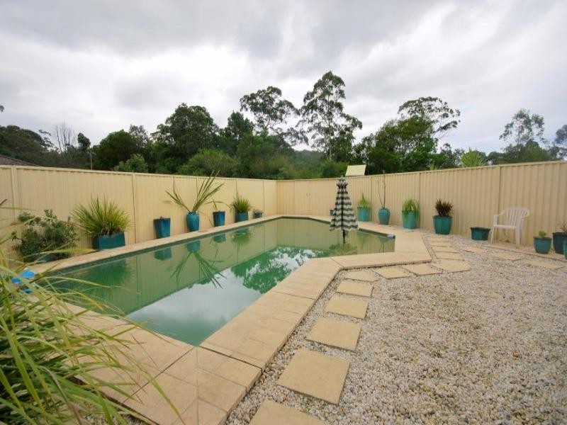 17 The Valley Way, Lisarow NSW 2250