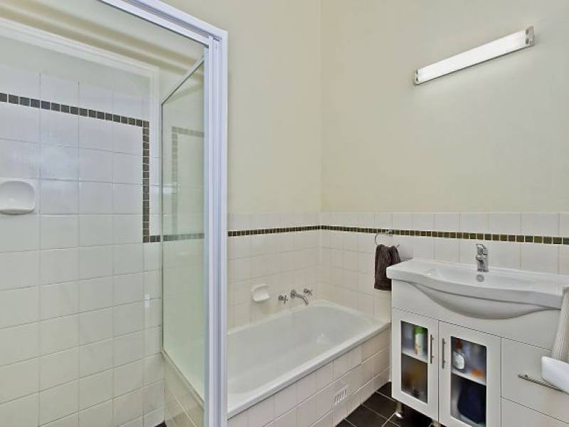 124 Berrys Head Road, Narara NSW 2250