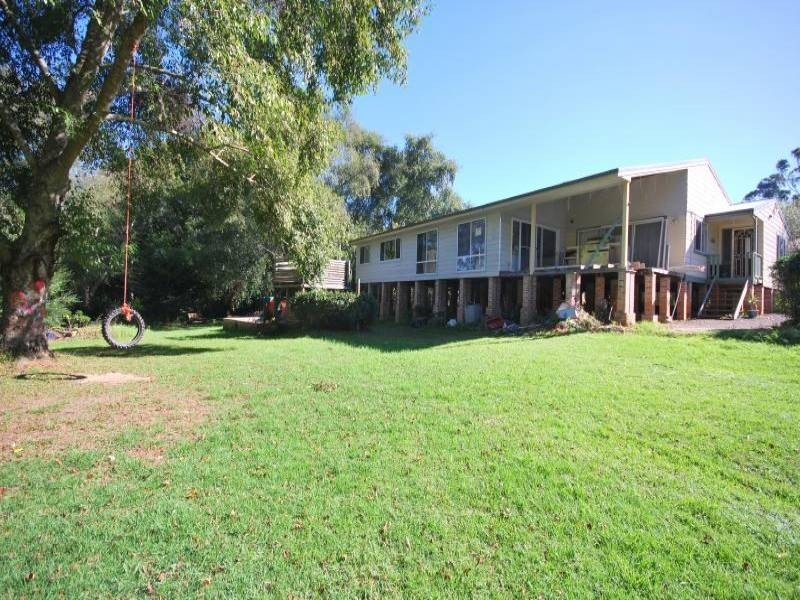 7 Mannings Road, Lisarow NSW 2250