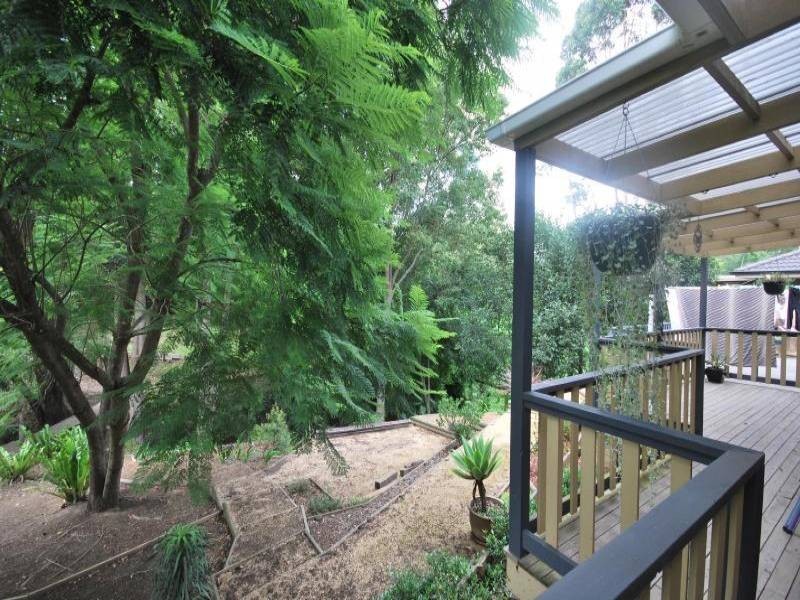 15 & 15B Kathleen Morreau Road, Niagara Park NSW 2250