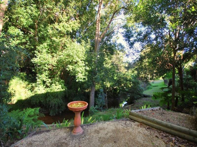 15 & 15B Kathleen Morreau Road, Niagara Park NSW 2250