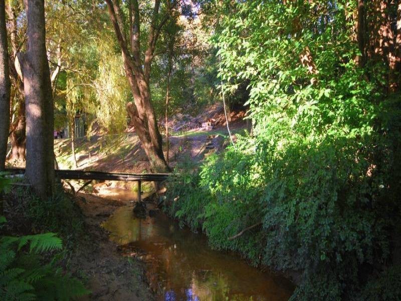 15 & 15B Kathleen Morreau Road, Niagara Park NSW 2250