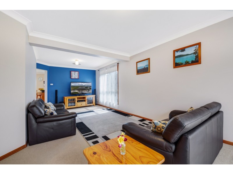 49 Pemberton Boulevard, Lisarow NSW 2250