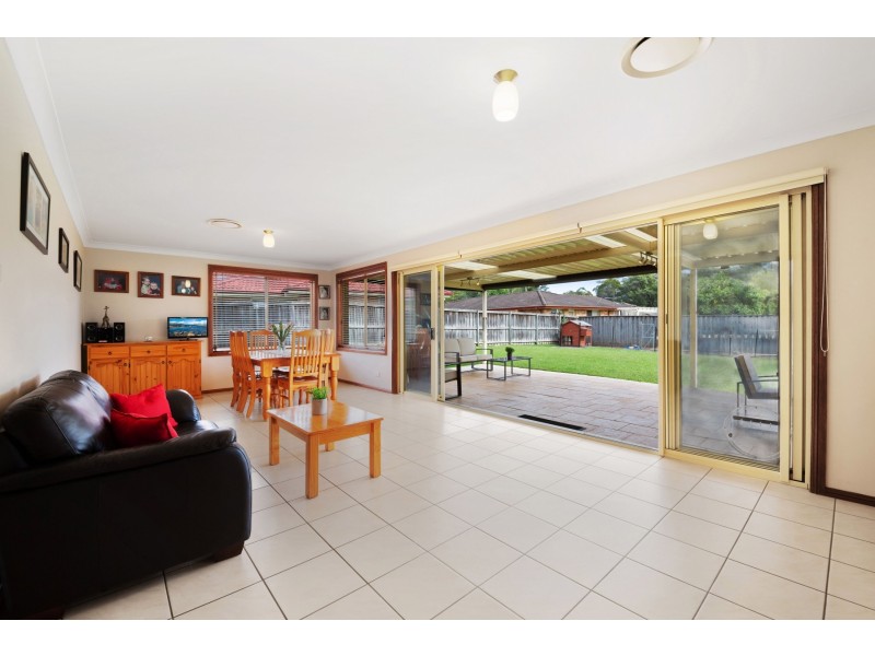 49 Pemberton Boulevard, Lisarow NSW 2250