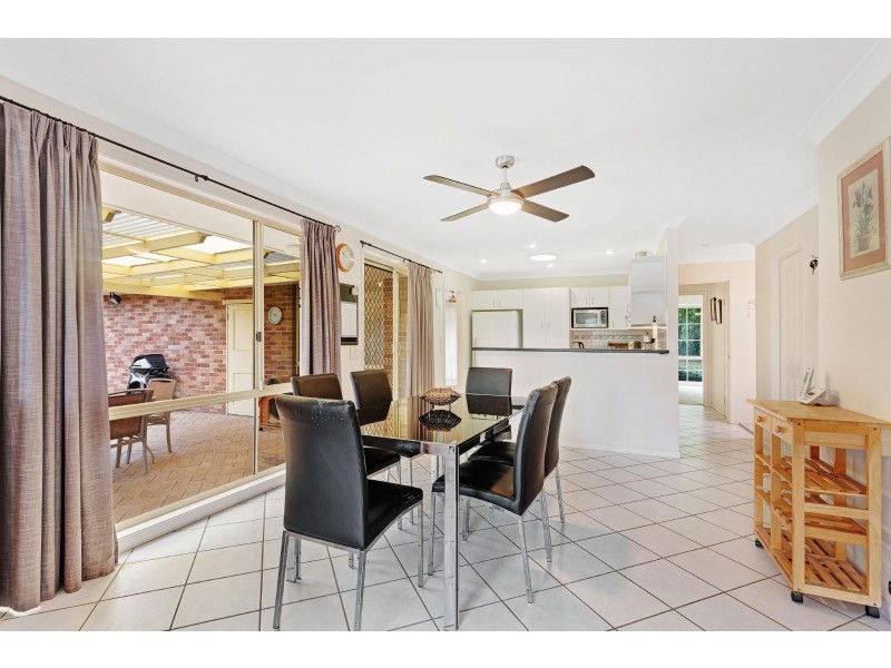 18 Beechwood Street, Ourimbah NSW 2258