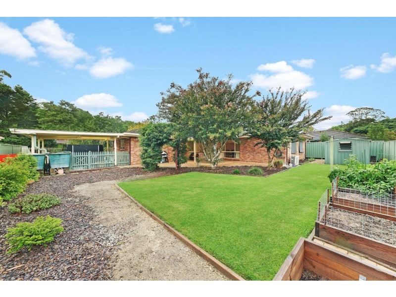 18 Beechwood Street, Ourimbah NSW 2258
