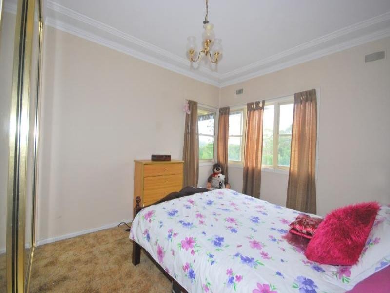 577 Pacific Highway, Wyoming NSW 2250