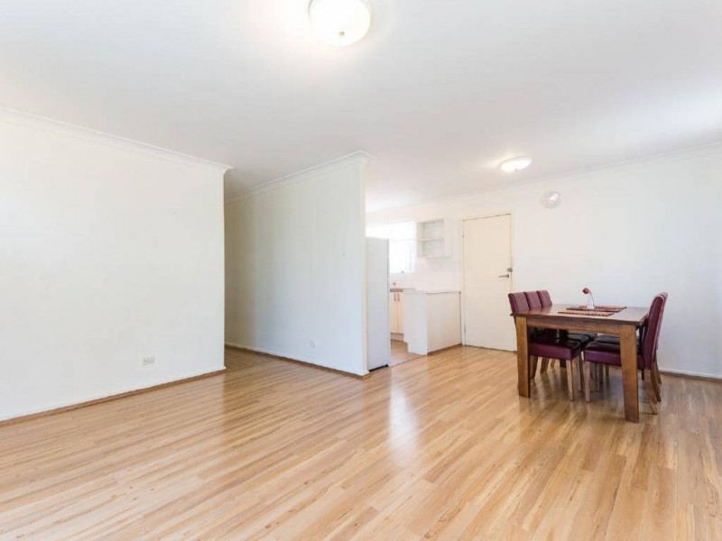 1 Maranoa Street, Wyoming NSW 2250