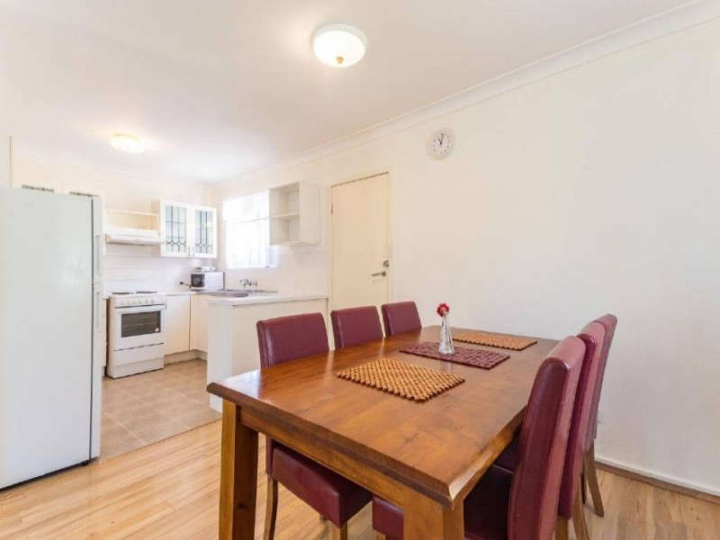 1 Maranoa Street, Wyoming NSW 2250