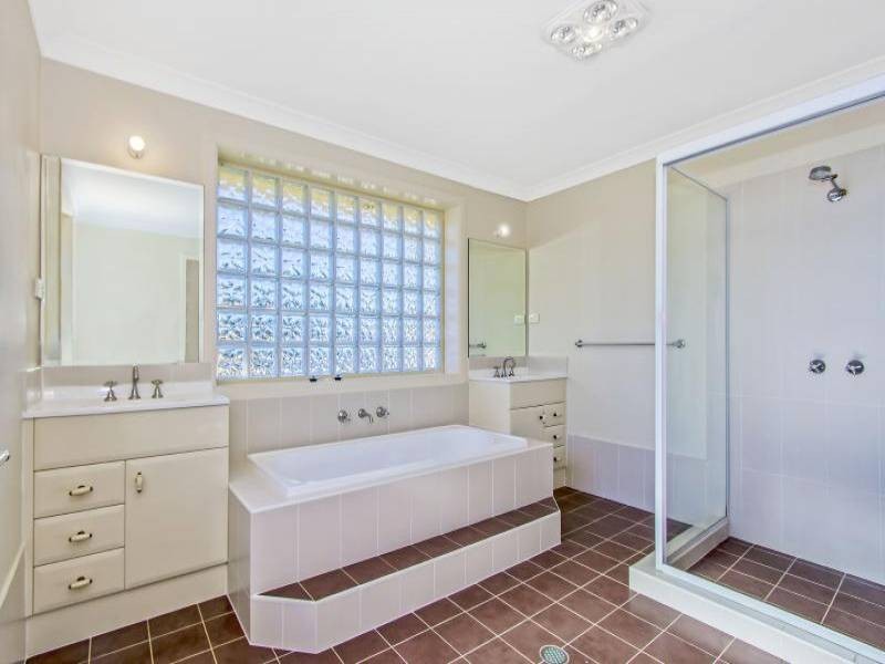 27 Corella Crescent, Narara NSW 2250