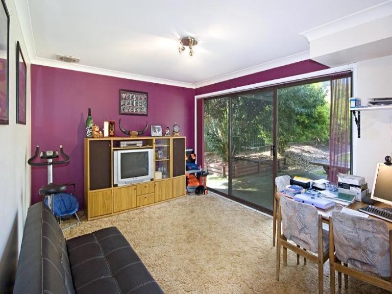 13 Pecan Close, Wyoming NSW 2250