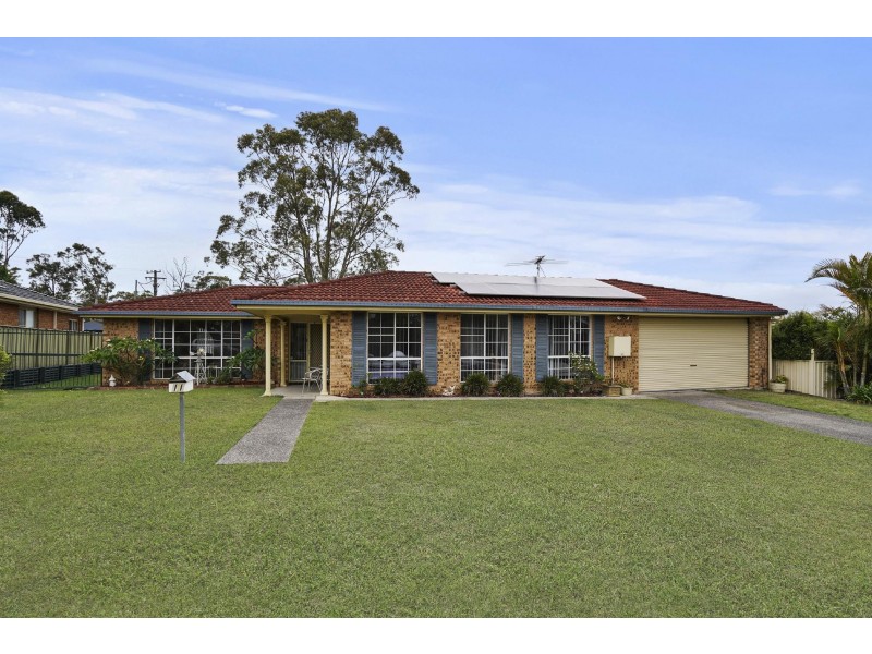 11 Chisholm Close, Kariong NSW 2250