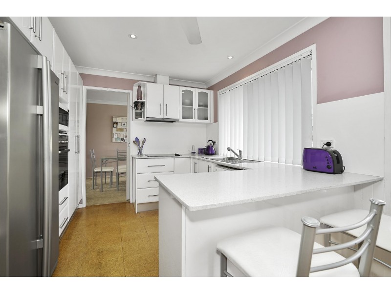 11 Chisholm Close, Kariong NSW 2250