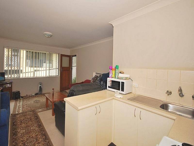 1/72 Faunce Street, Gosford NSW 2250