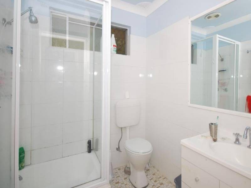 1/72 Faunce Street, Gosford NSW 2250