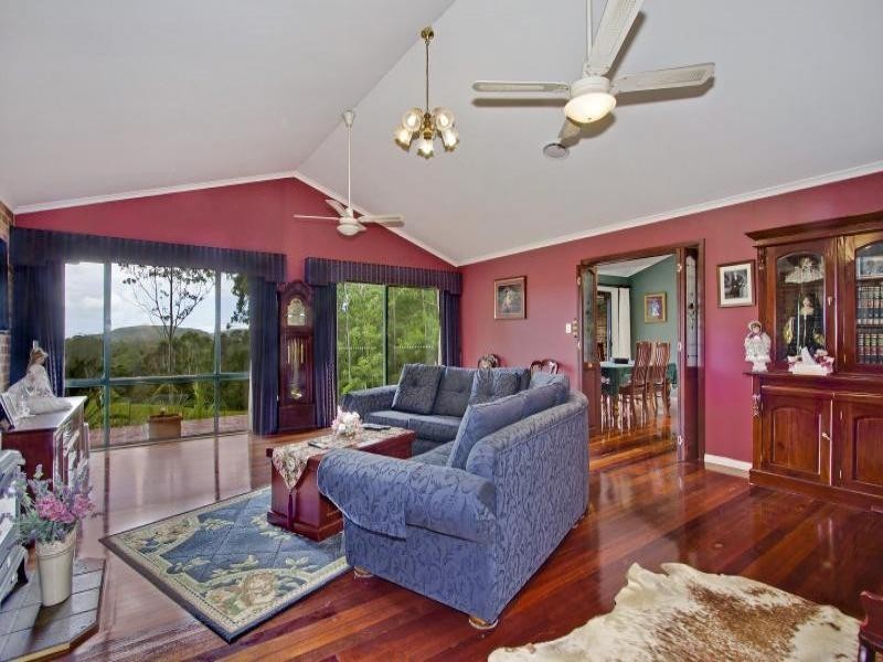 220 Ourimbah Creek Road, Ourimbah NSW 2258