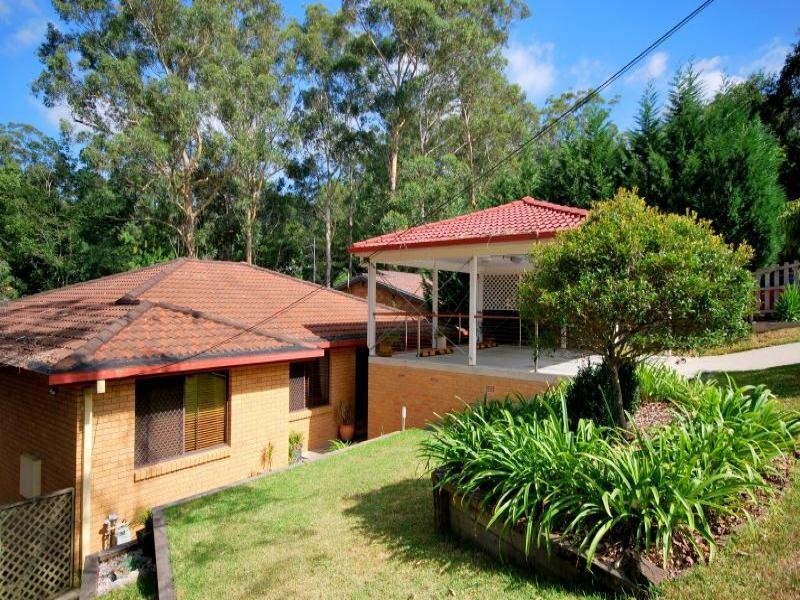 12 Valley View Road, Wyoming NSW 2250