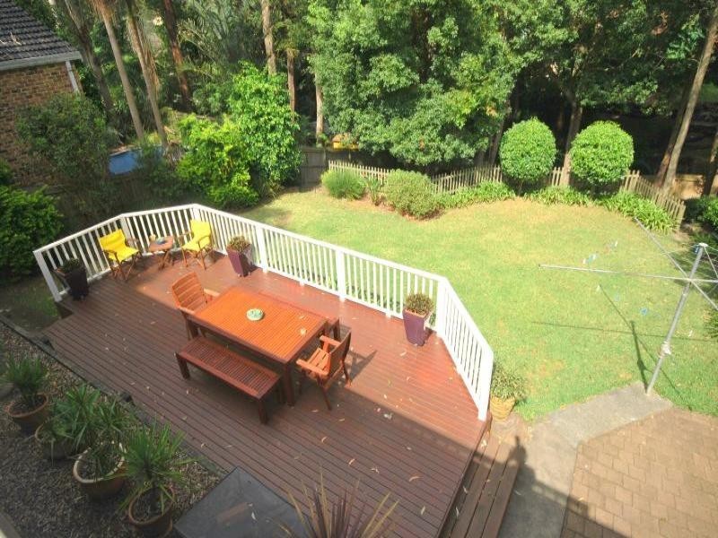 12 Valley View Road, Wyoming NSW 2250