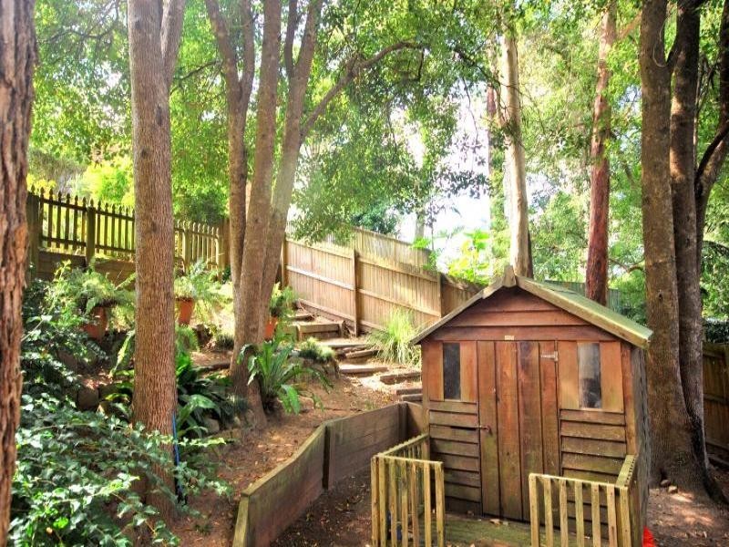 12 Valley View Road, Wyoming NSW 2250