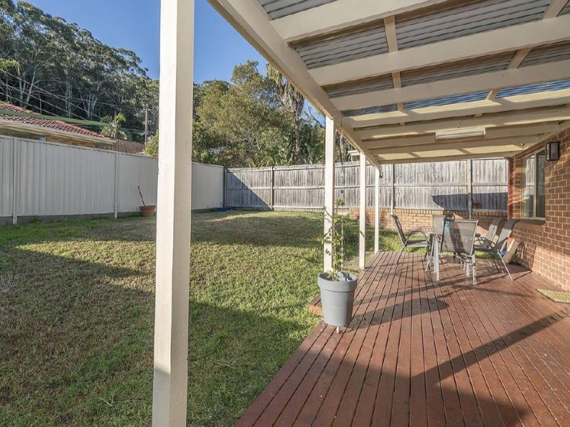 6 Red Cedar Close, Ourimbah NSW 2258