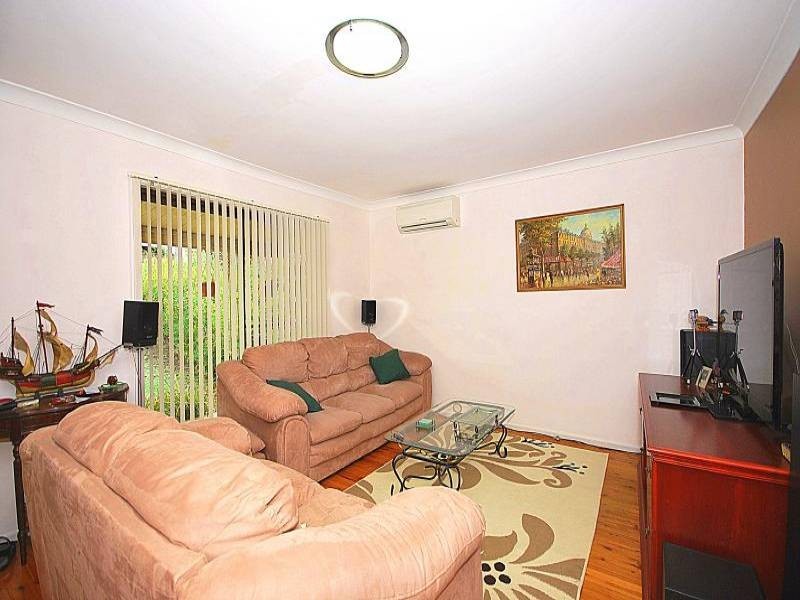 14 MacGregor Street, Wyoming NSW 2250