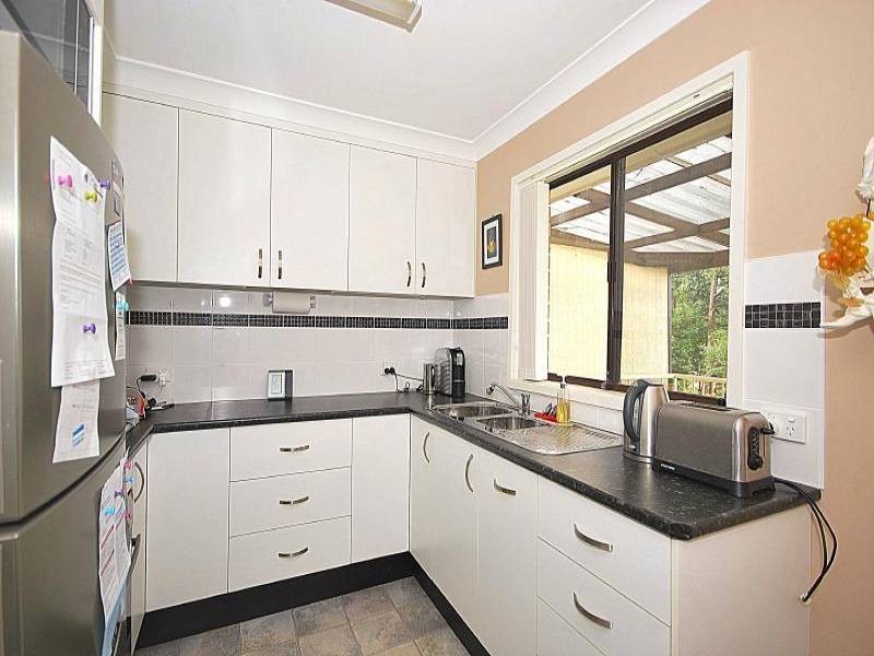 14 MacGregor Street, Wyoming NSW 2250