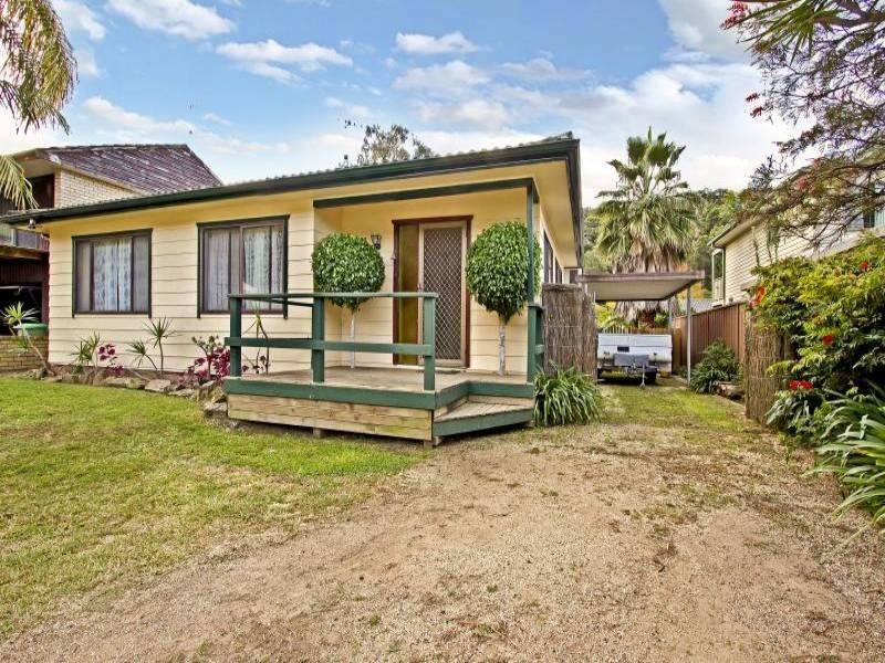 39 Blue Waters Parade, Tascott NSW 2250