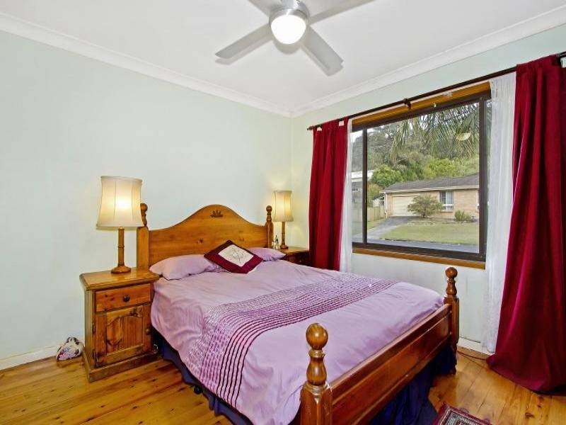 39 Blue Waters Parade, Tascott NSW 2250