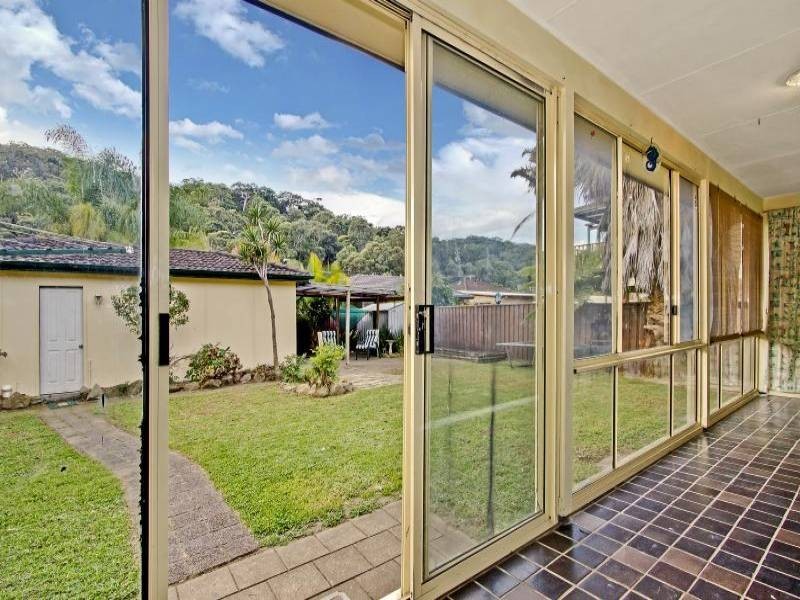 39 Blue Waters Parade, Tascott NSW 2250