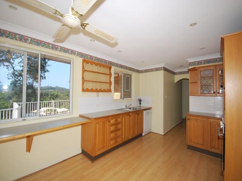 3 Yirik Close, Lisarow NSW 2250