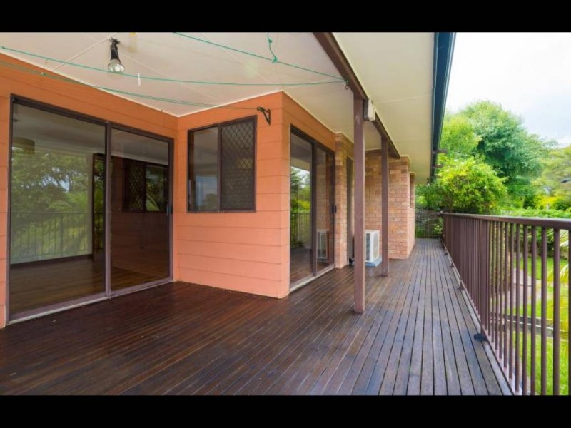 42 Georgia Avenue, Wyoming NSW 2250