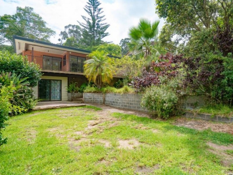 42 Georgia Avenue, Wyoming NSW 2250