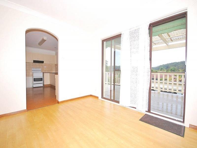 13 Albert Street, Ourimbah NSW 2258