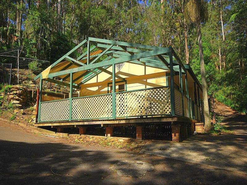 33 Oakglen Road, North Gosford NSW 2250