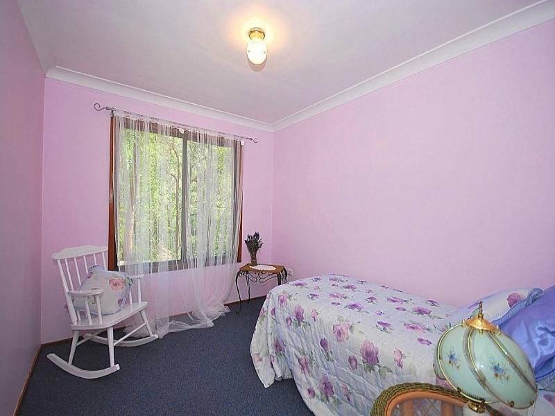 33 Oakglen Road, North Gosford NSW 2250