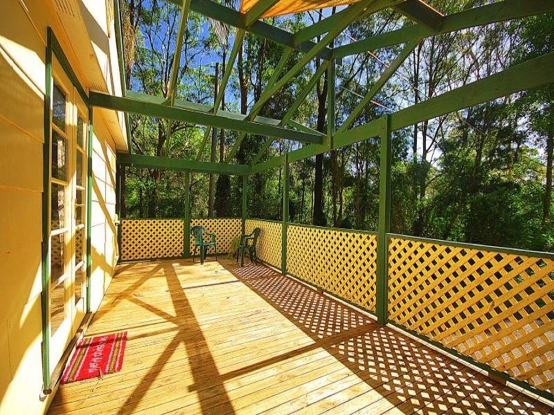 33 Oakglen Road, North Gosford NSW 2250