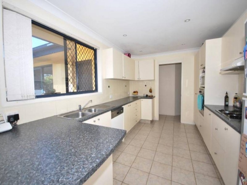 9 Eve Street, Narara NSW 2250