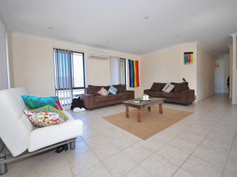 9 Eve Street, Narara NSW 2250