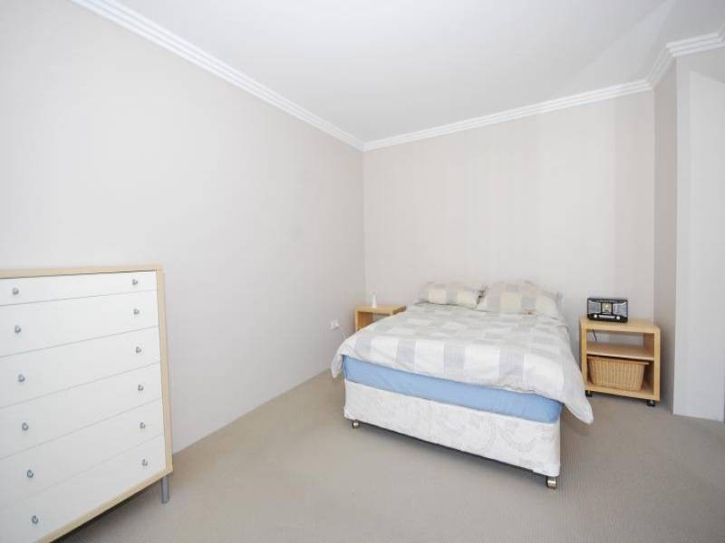 30/26 Watt Street, Gosford NSW 2250