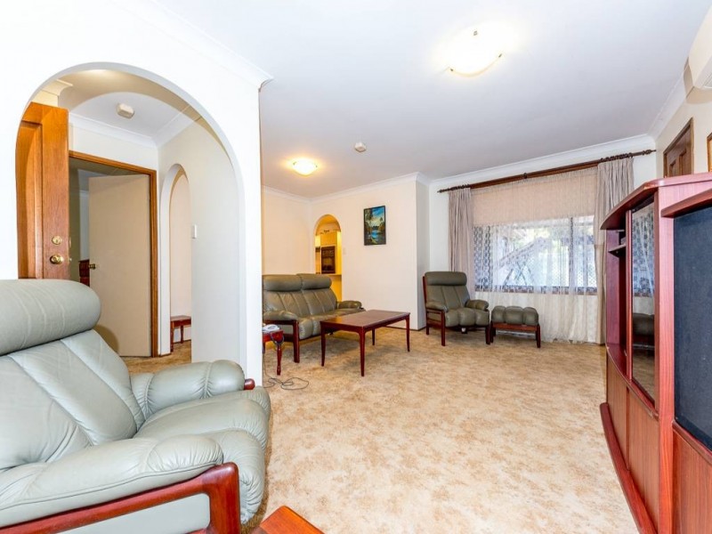 64 Perratt Close, Lisarow NSW 2250