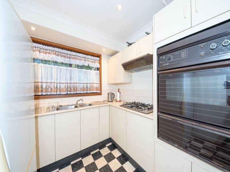 64 Perratt Close, Lisarow NSW 2250