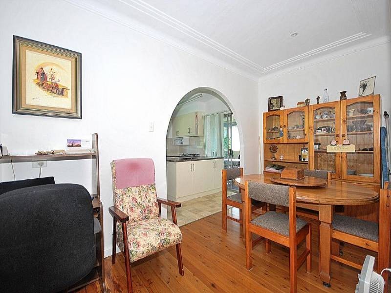 5 Barree Avenue, Narara NSW 2250